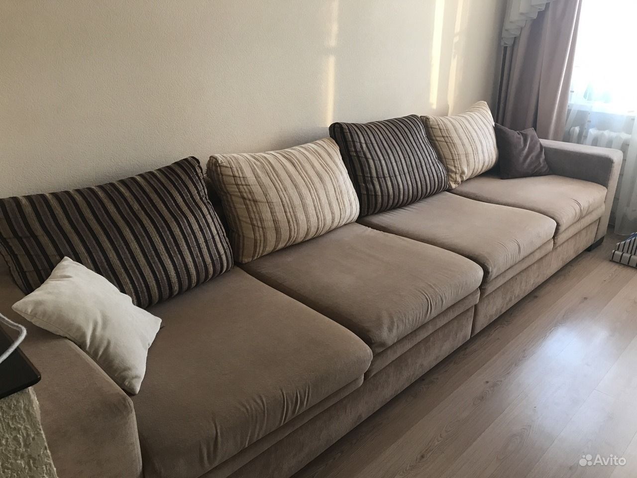 Длинные диваны для гостиной 4 метра