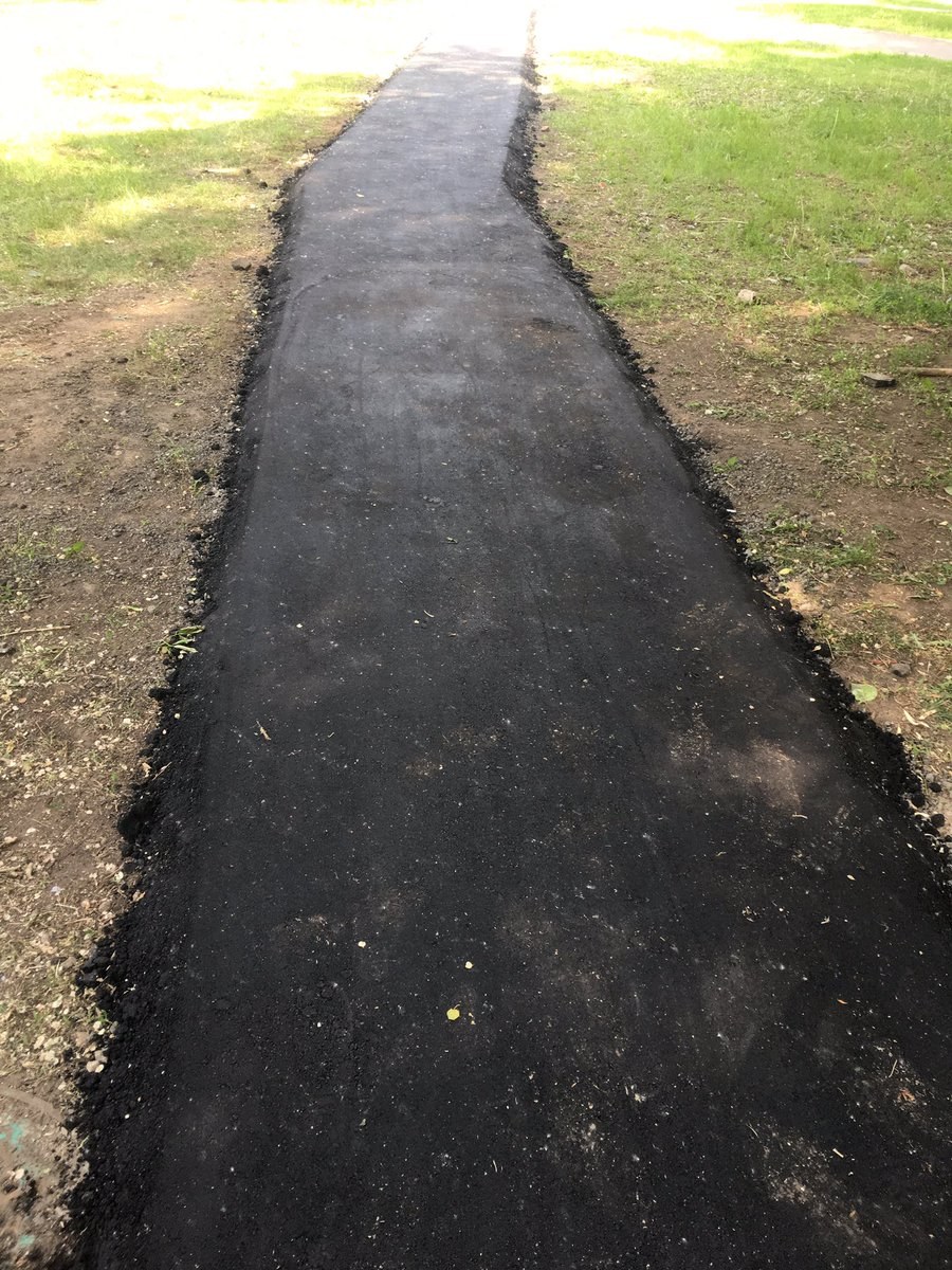 Укладка асфальтной крошки