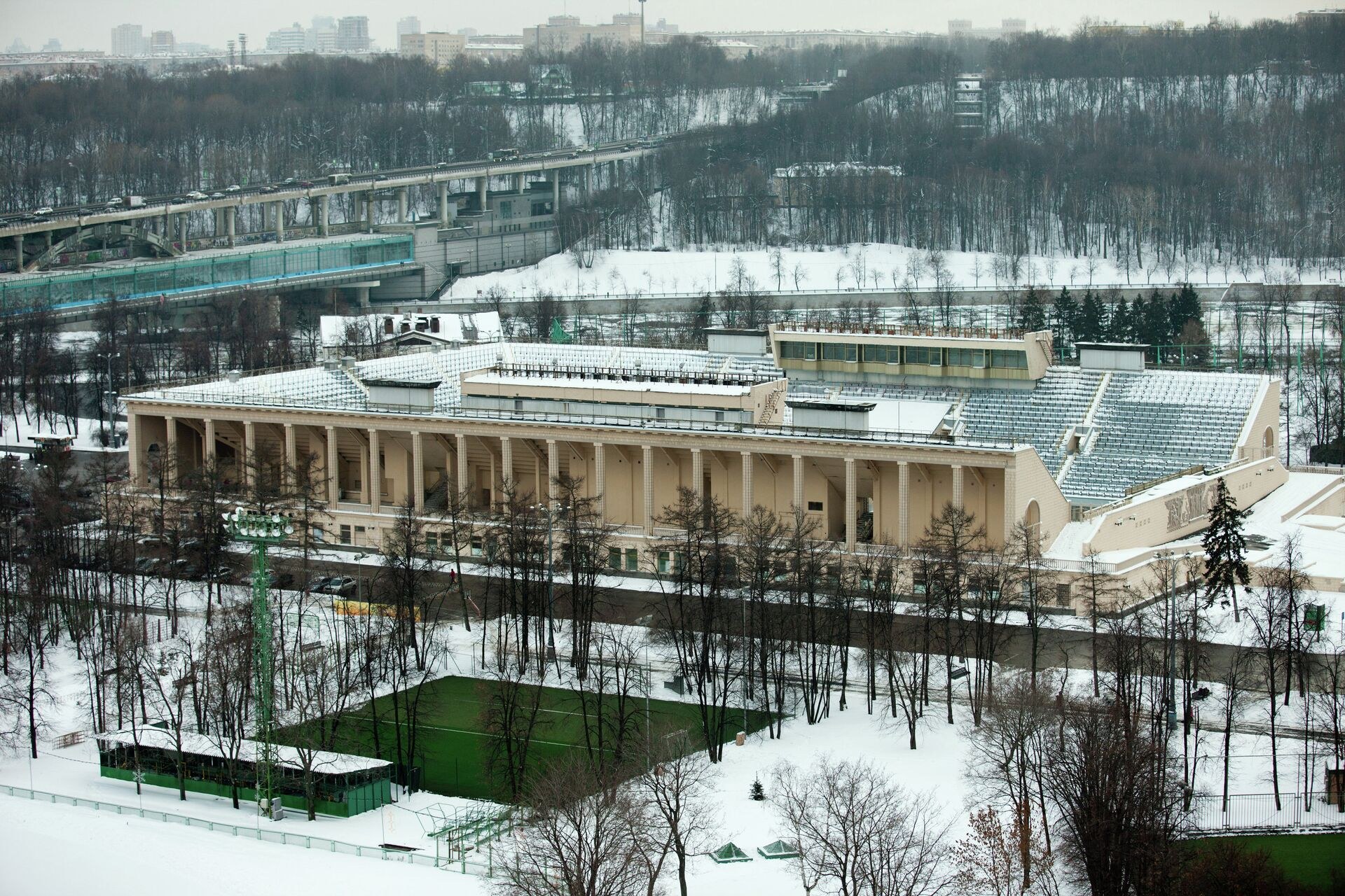 Лужники под открытым небом