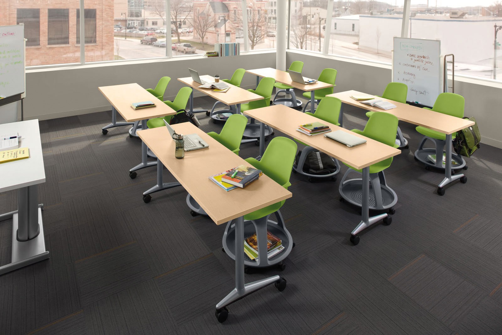 Работа учебного класса в организации. Стол Steelcase. Современная Школьная мебель. Столы модульные для аудитории. Столы для компьютерного класса.