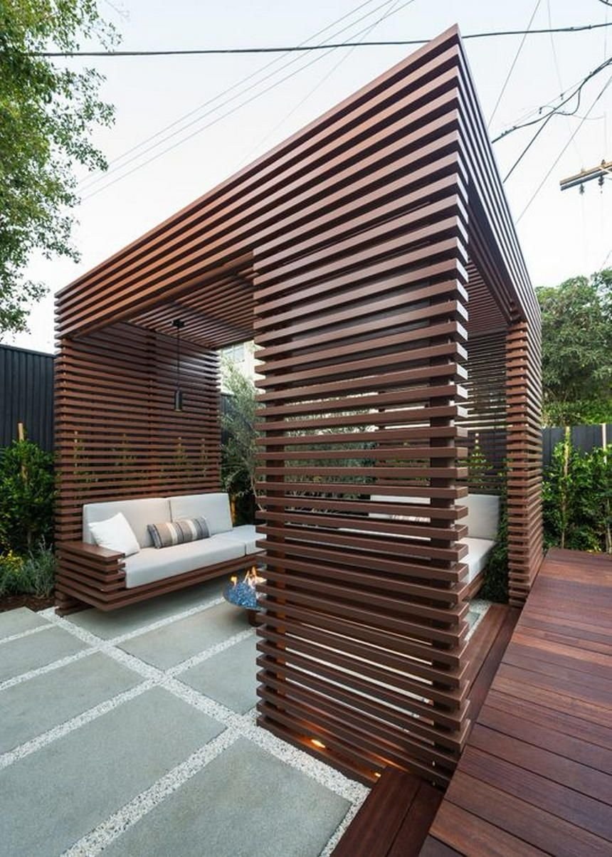 Забор из реек деревянных