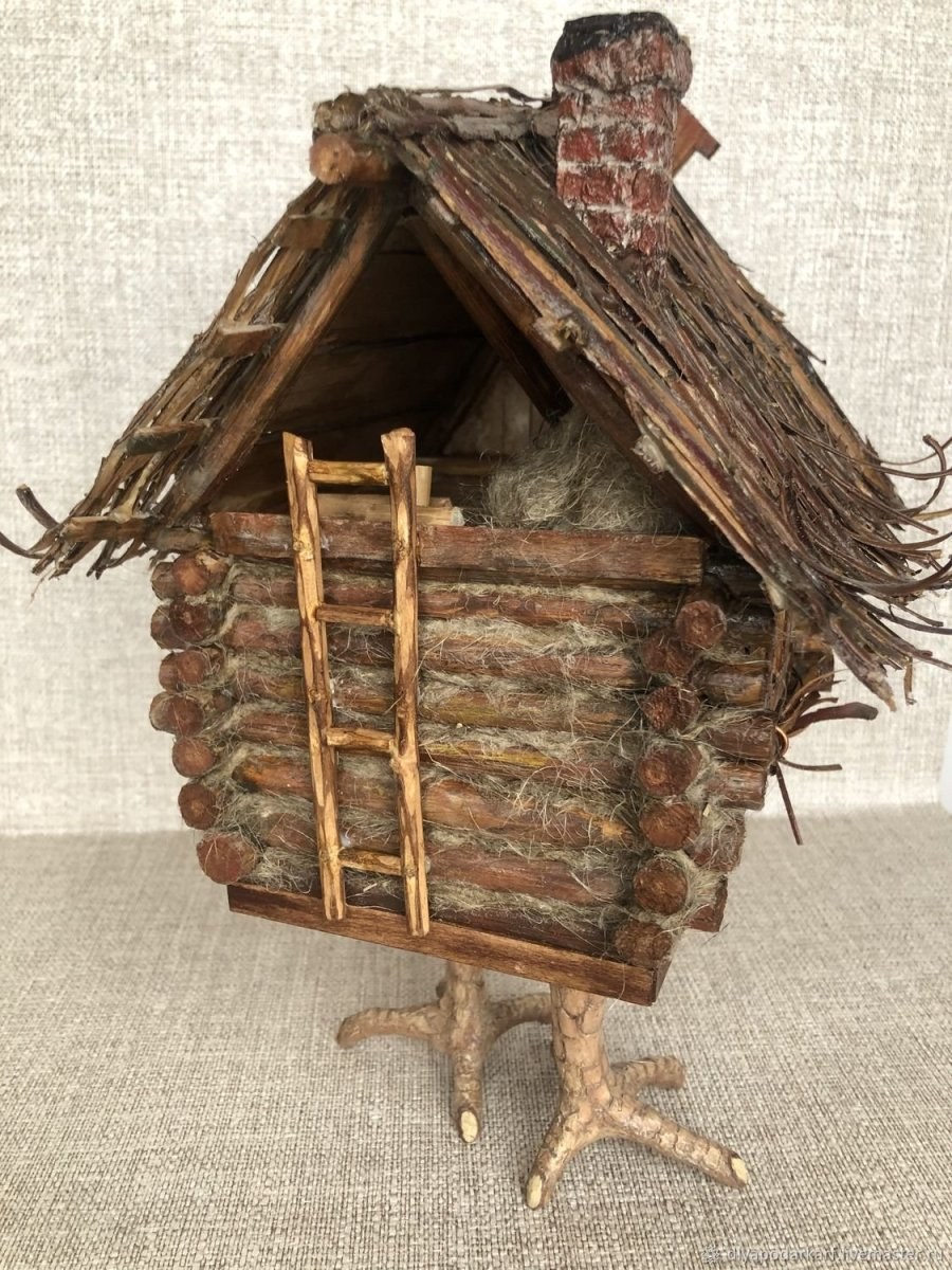 Садовые фигурки избушка на курьих ножках