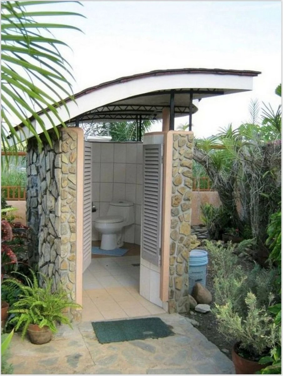 Кирпичный туалет на даче с душем (47 фото)