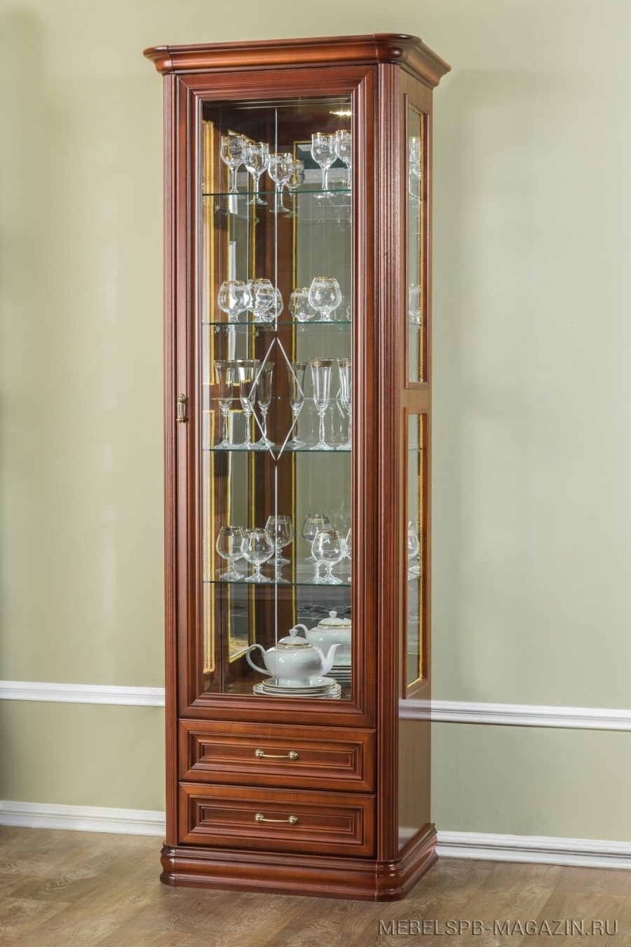 Однодверная витрина Василиса