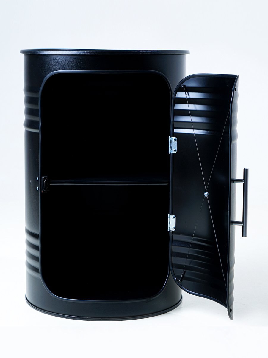 Шкафчик из бочки