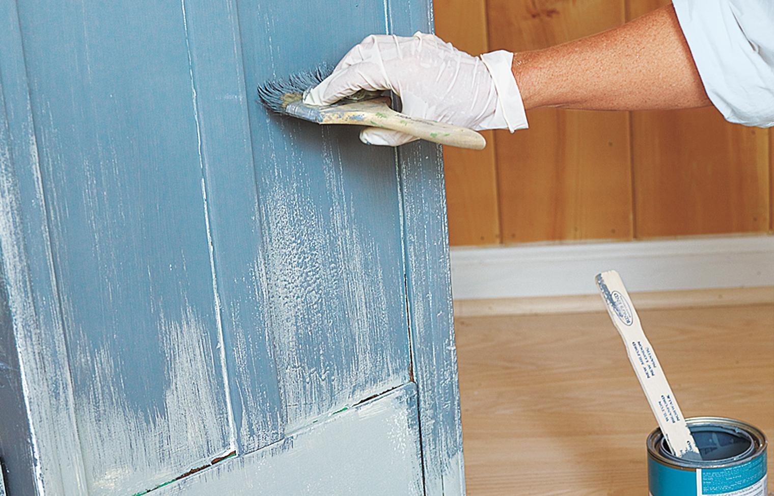 Можно ли красть. Краска для окраски мебели. Покраска деревянного шкафа. Покрасить ДСП. Покраска деревянных дверей.