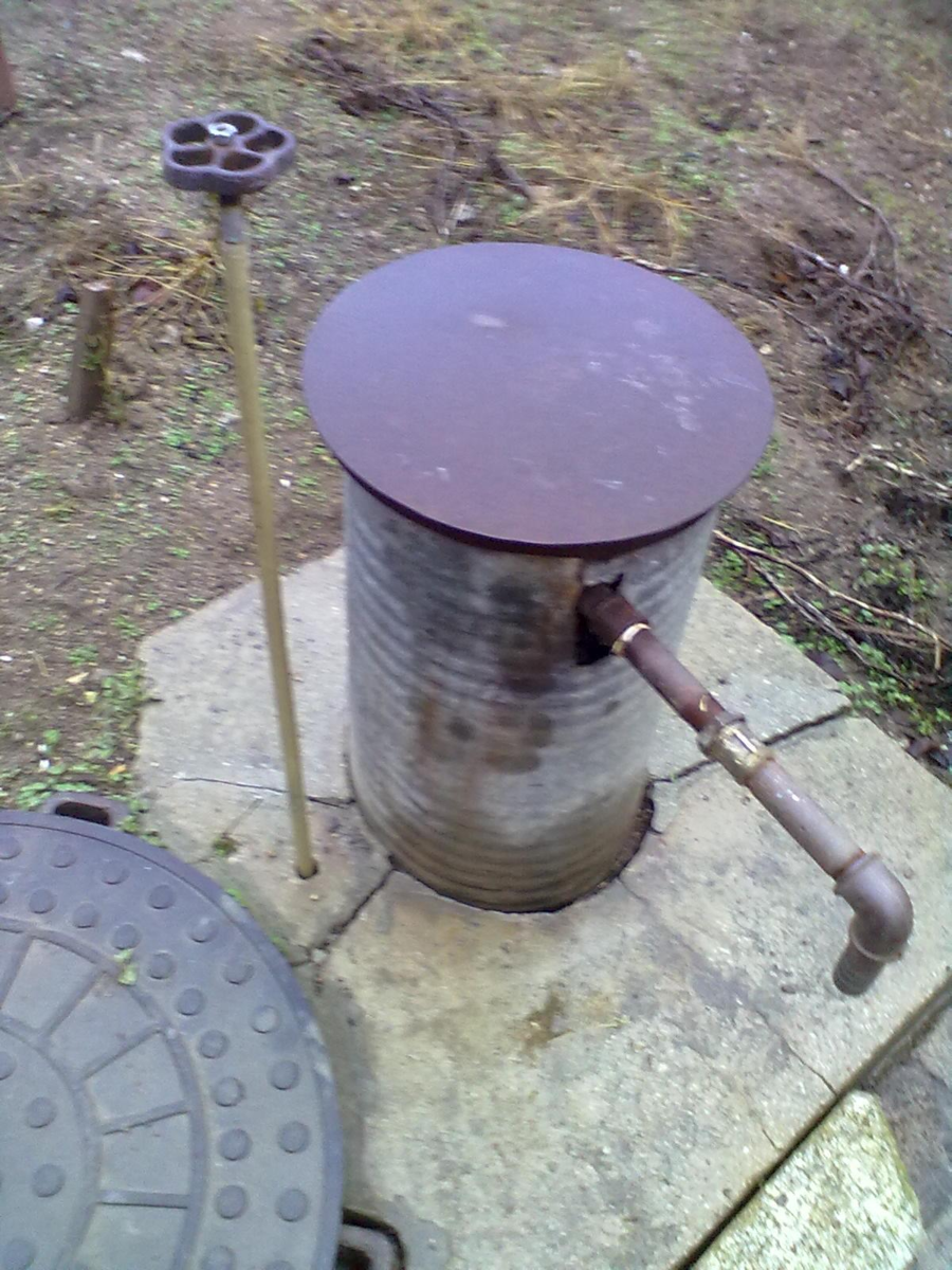 Колонка водоразборная для дачи