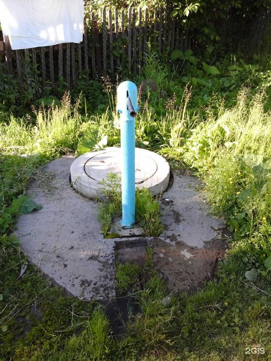 Помпа ручная для воды и колонка: устройство скважины