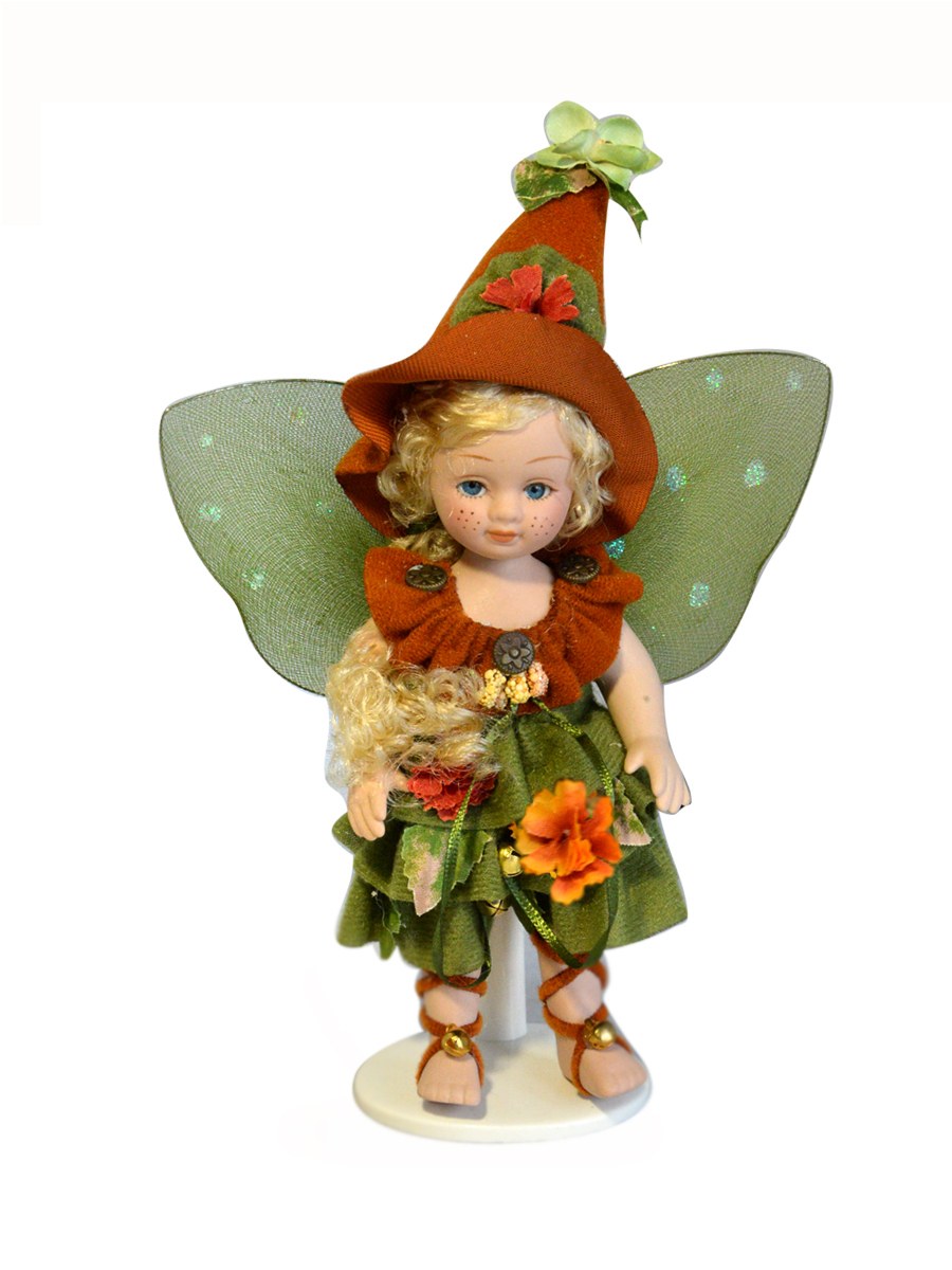 Фарфоровая кукла барышня