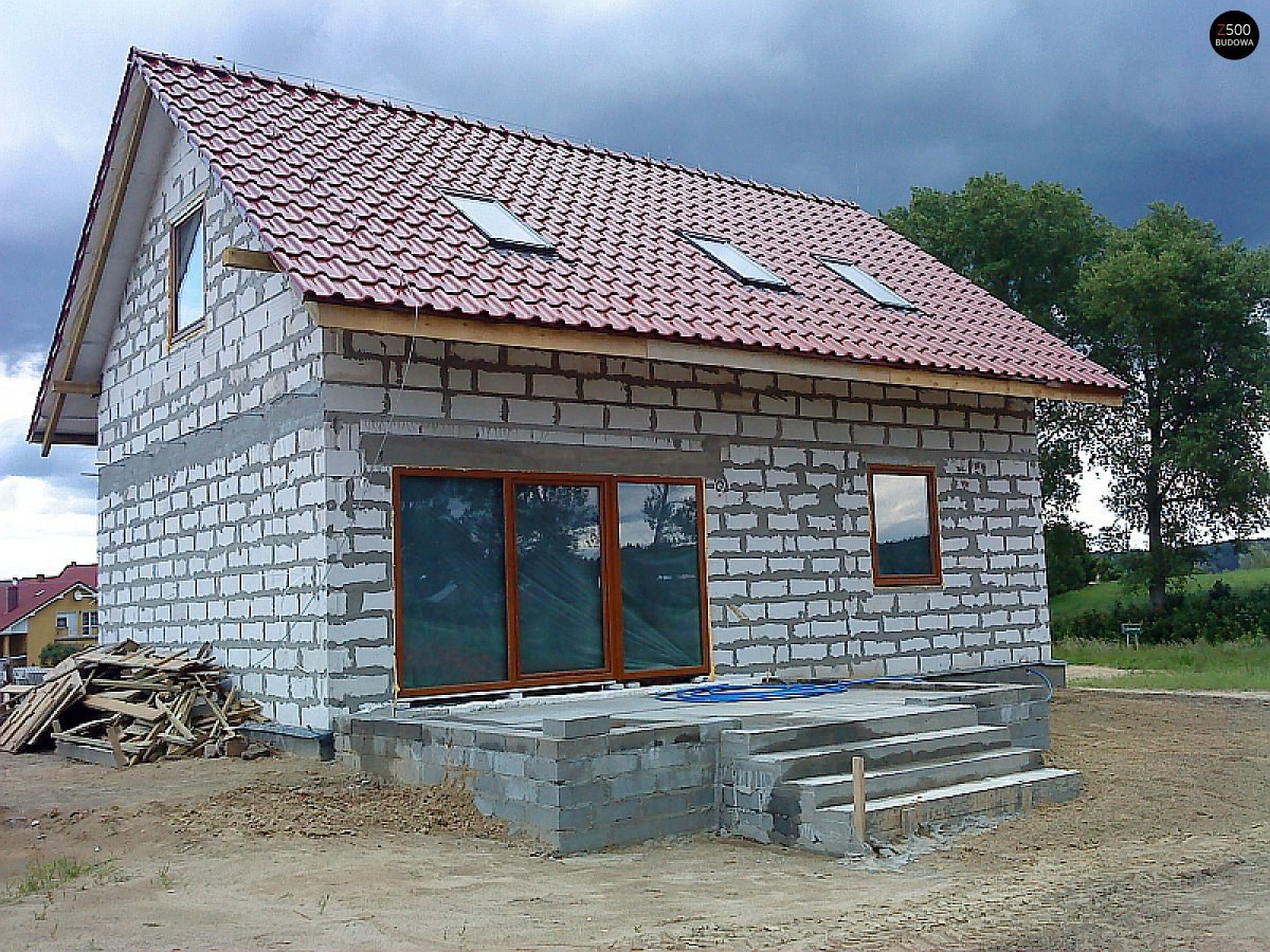 Одноэтажный дом из газобетона своими руками. Дачный домик из блоков. Дом пеноблок. Дачный домик из пеноблоков. Домик из пенобетона.