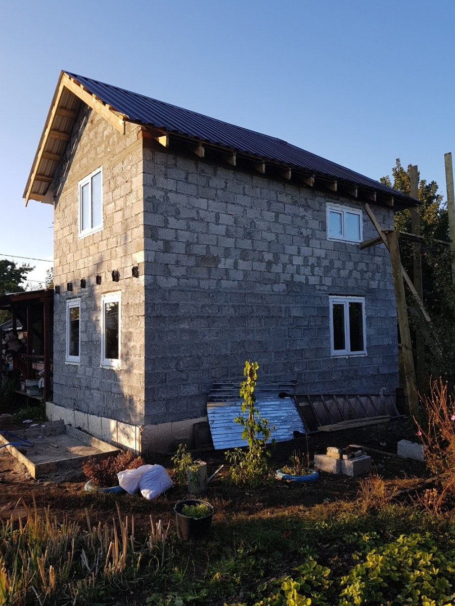 Баня из керамзитобетонных блоков с мансардой