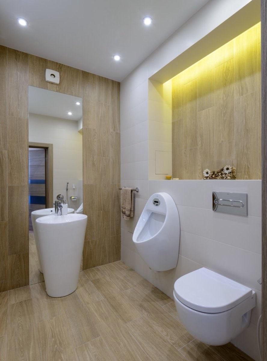 Санузел с писсуаром