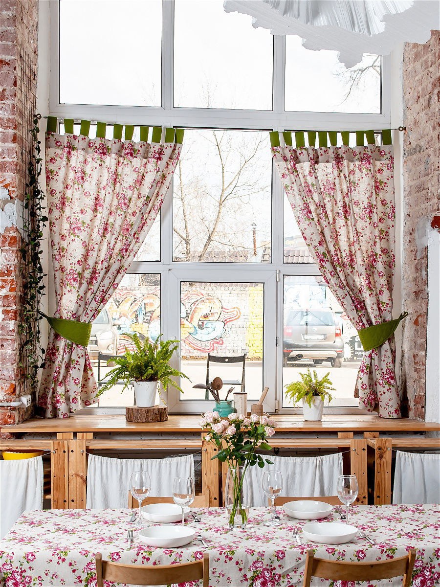 Шторы на застекленную веранду