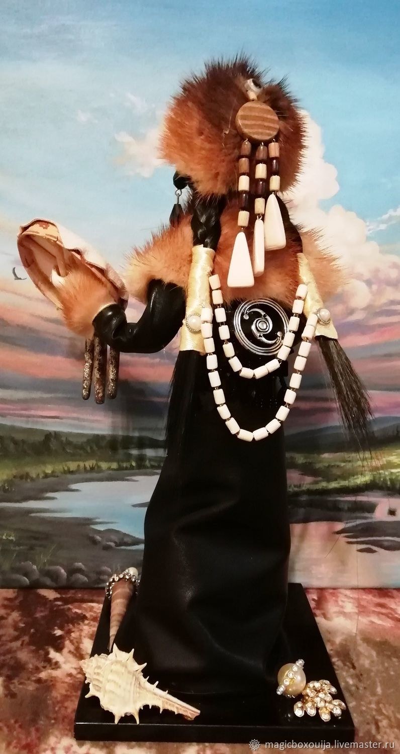 Авторская кукла Шаманка