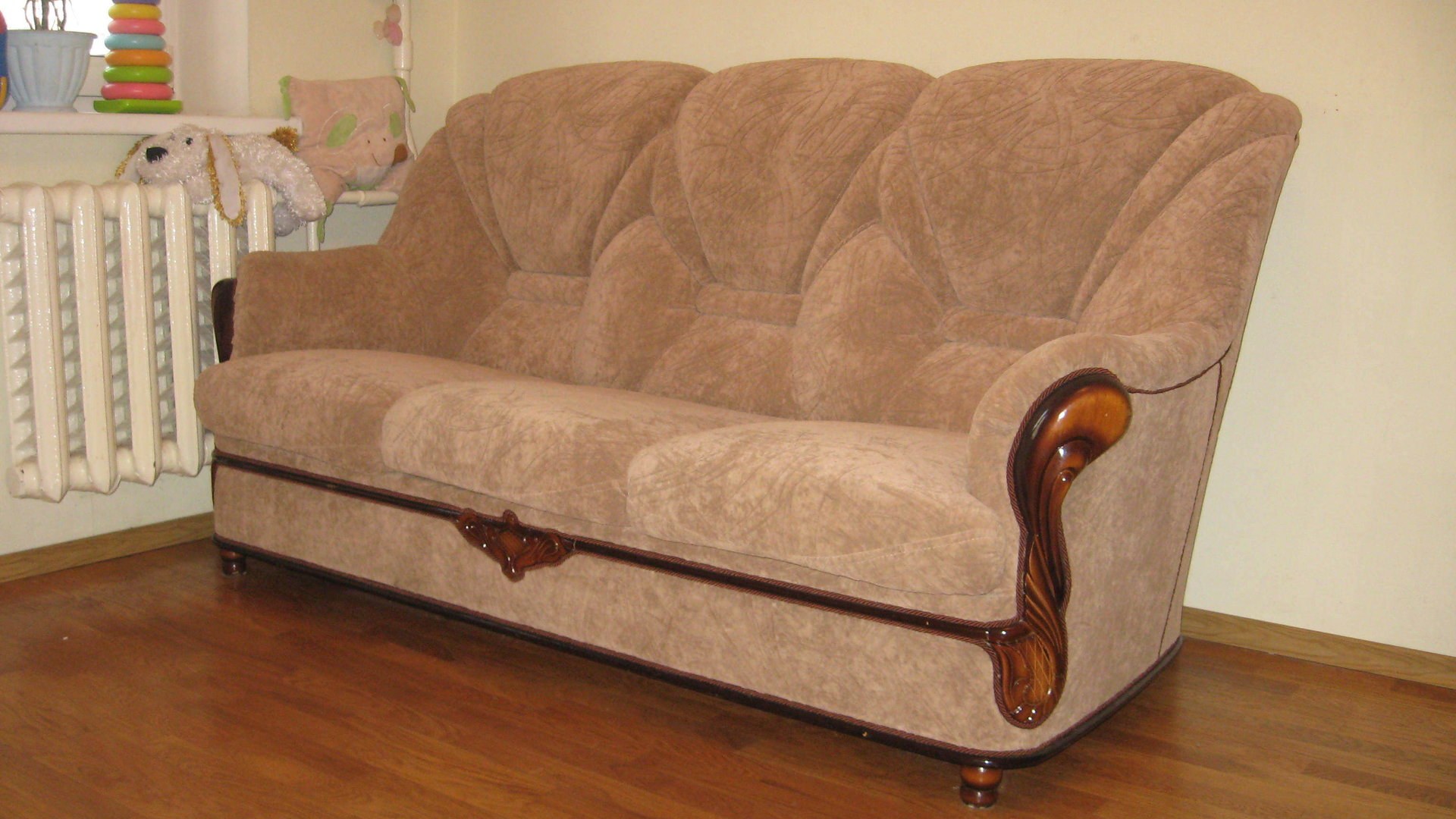 Авито б у муром. Бэушный диван. Мягкая мебель б/у. Старые диваны и кресла. Диван в хорошем состоянии.