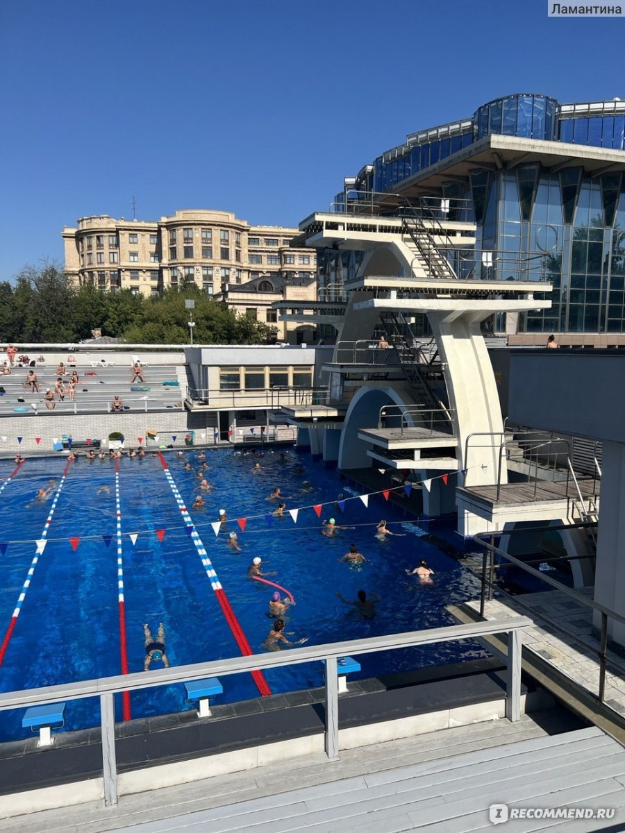 Бассейн Чайка парк культуры