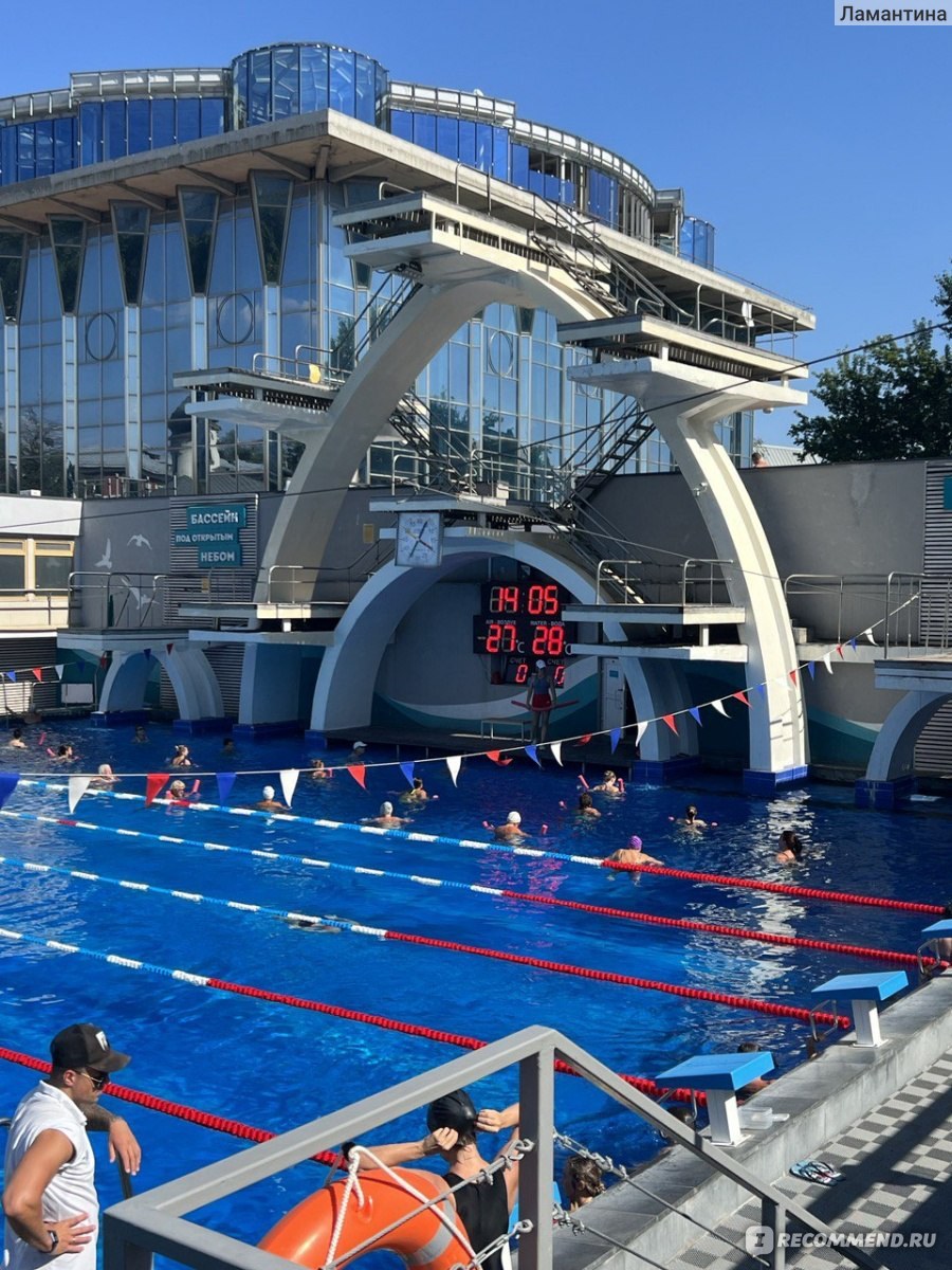 Чайка оздоровительный комплекс бассейн Москва