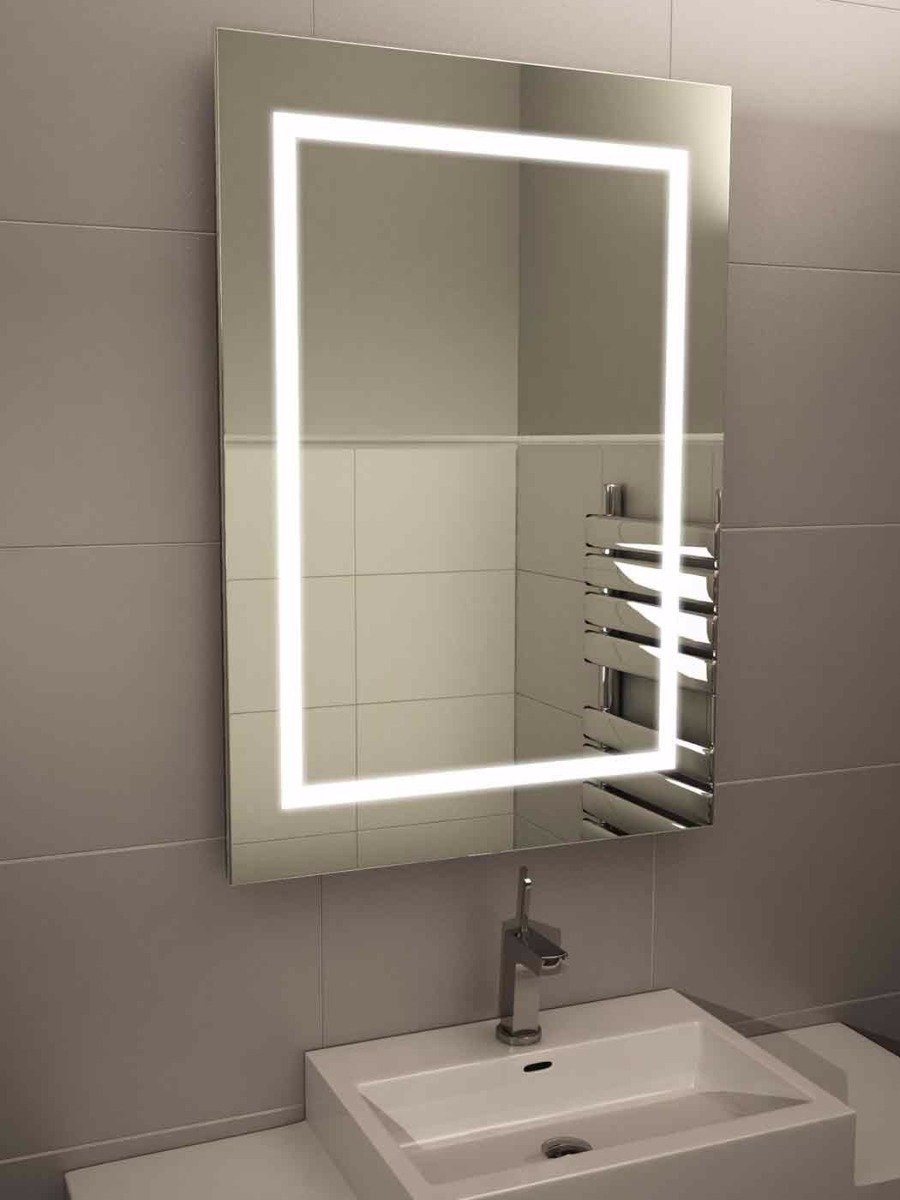 полка с зеркалом в ванную комнату с подсветкой
