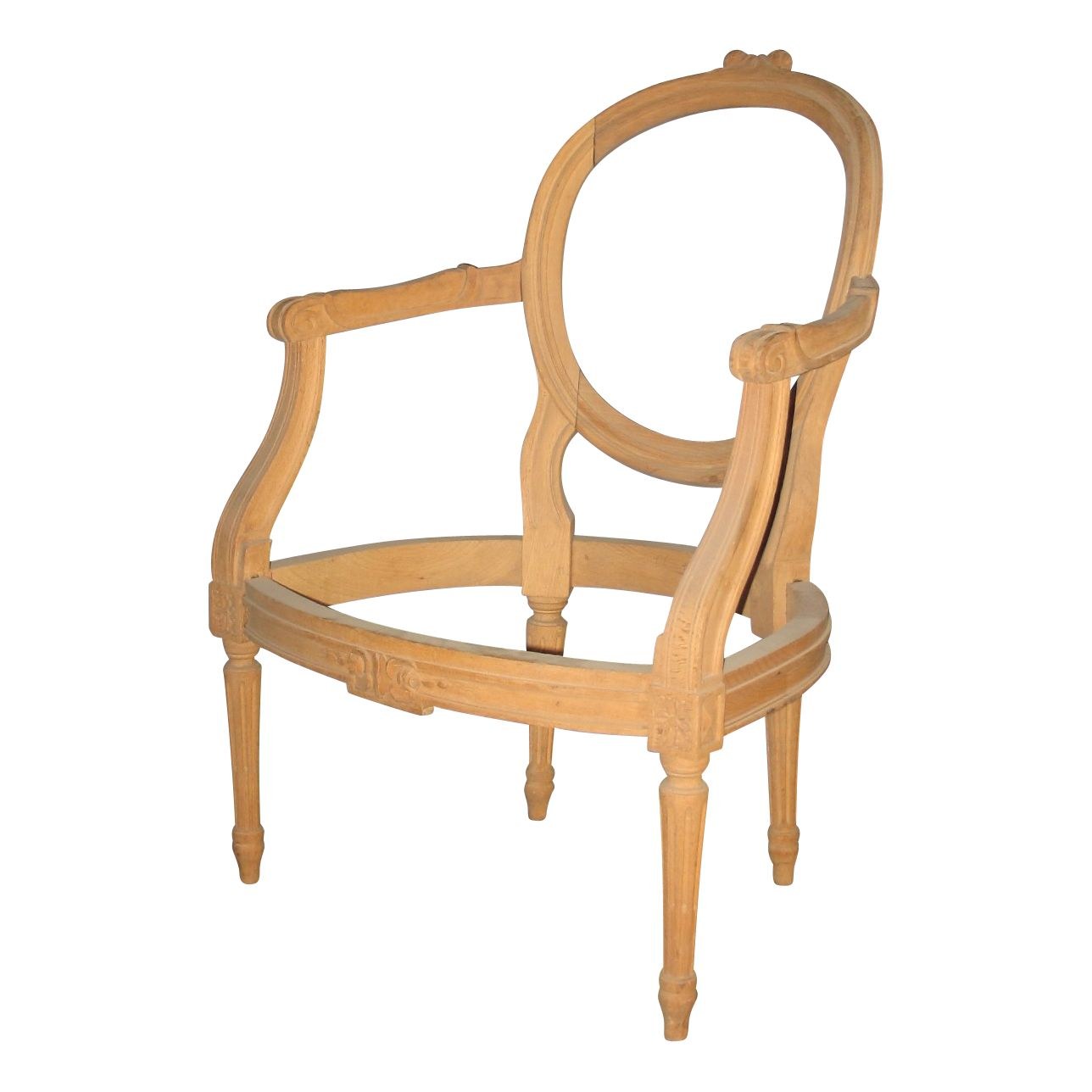 Кресло берни с мягким сиденьем деревянный каркас