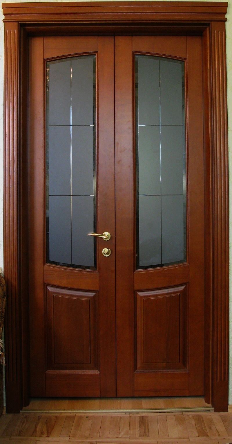 Крепление дверных наличников