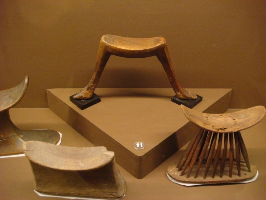 Напольная скульптура для интерьера