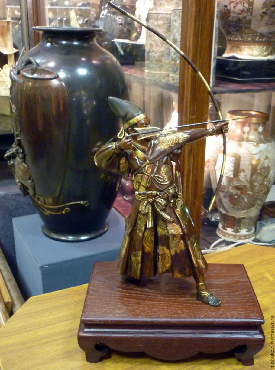 Красивые подставки для книг