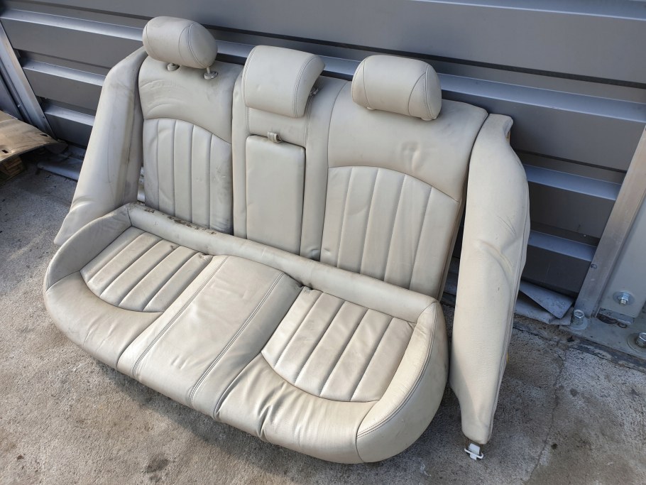 Кресло Милли Столбург