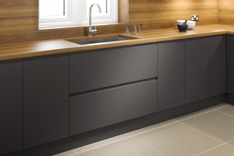 Кухня Валерия антрацит Сурская