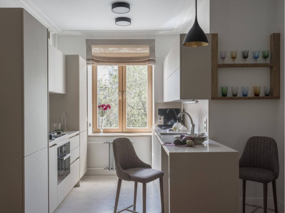 Кухня в хрущевке с барной стойкой