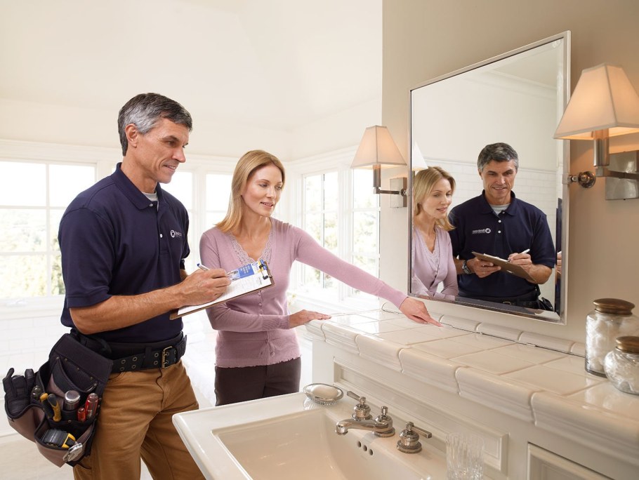 Женщина и ремонт