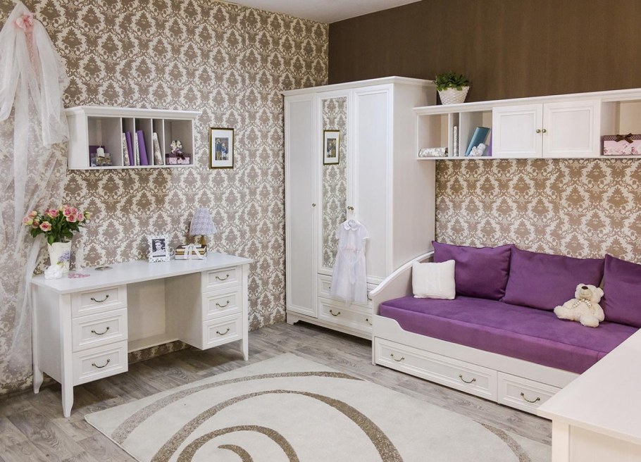 Спальный гарнитур для подростка девочки