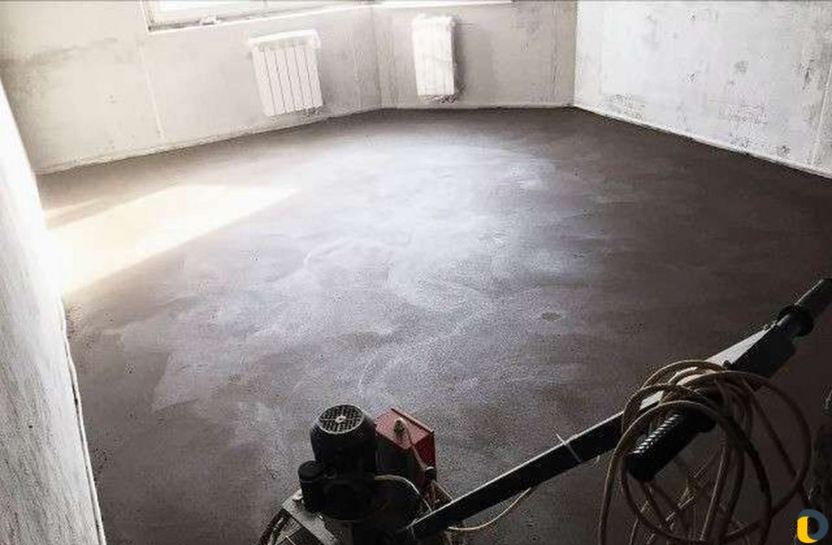 Полусухая стяжка пола в квартире