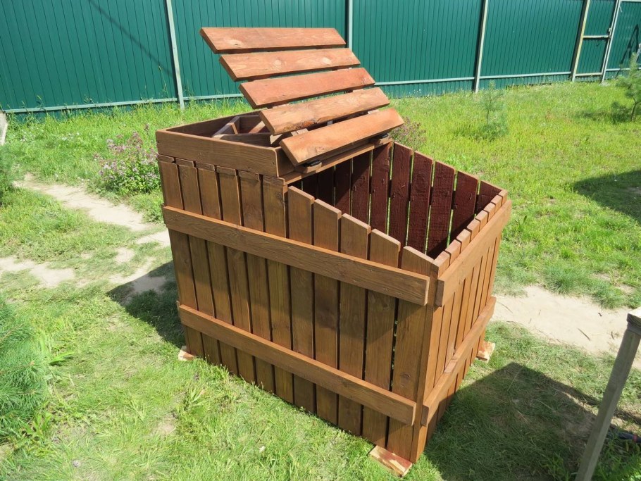 Ограждение для компостной ямы