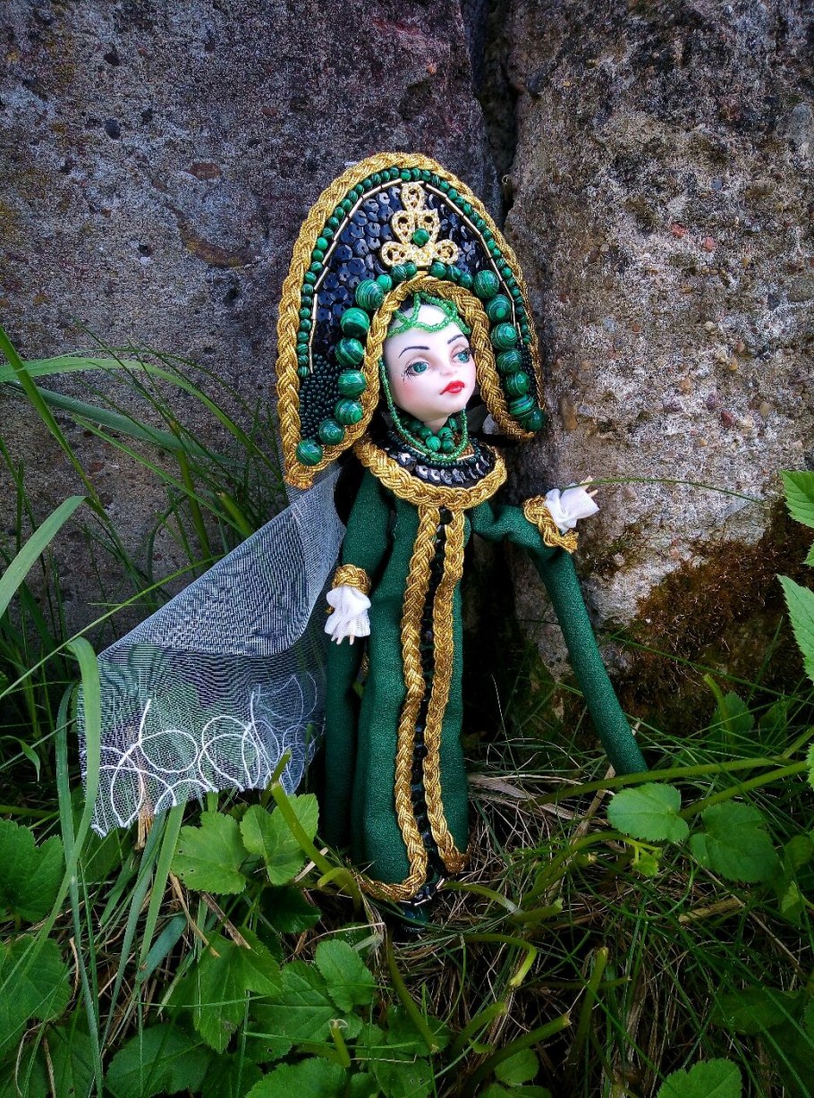 Хозяйка медной горы из сказки Бажова