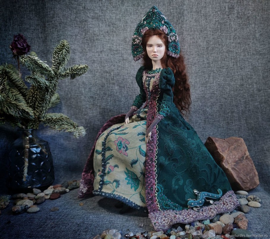 Кукла хозяйка медной горы