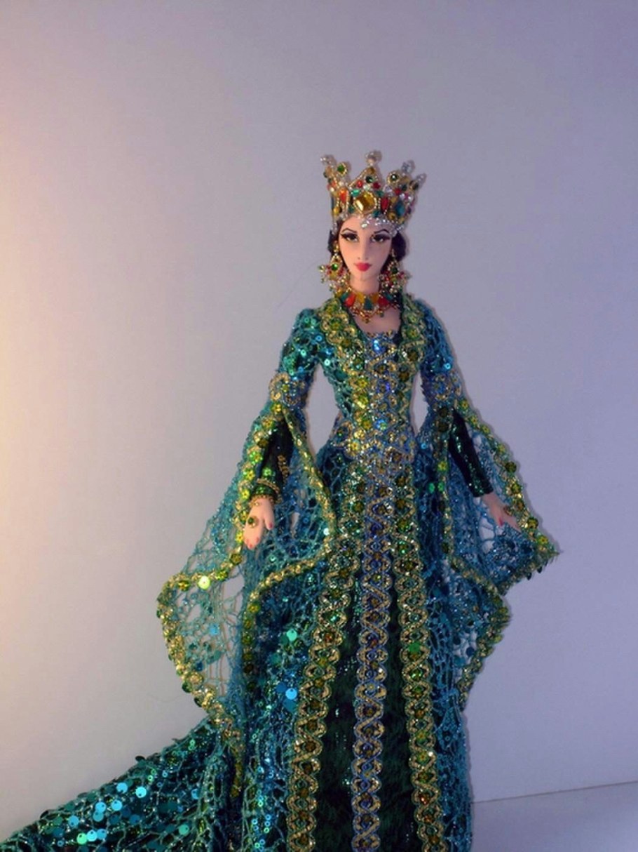 Малахитница медной горы хозяйка