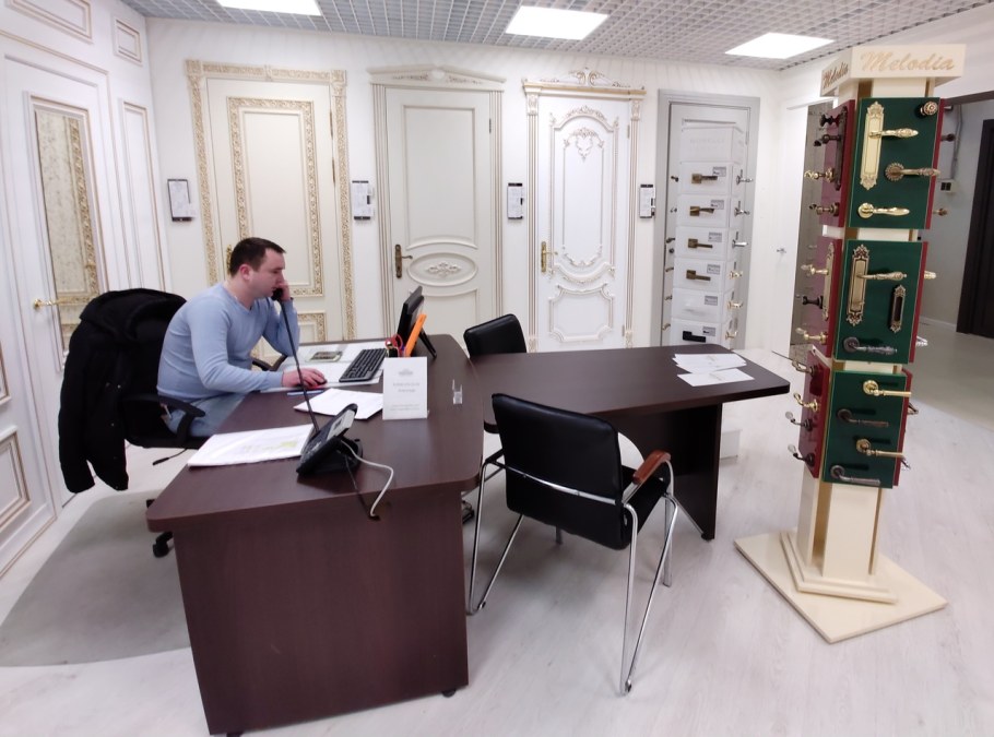 Кухня Татьяна 2.0м ясень темный/светлый