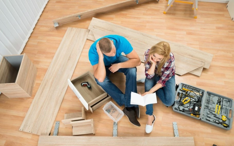 Сборщик мебели