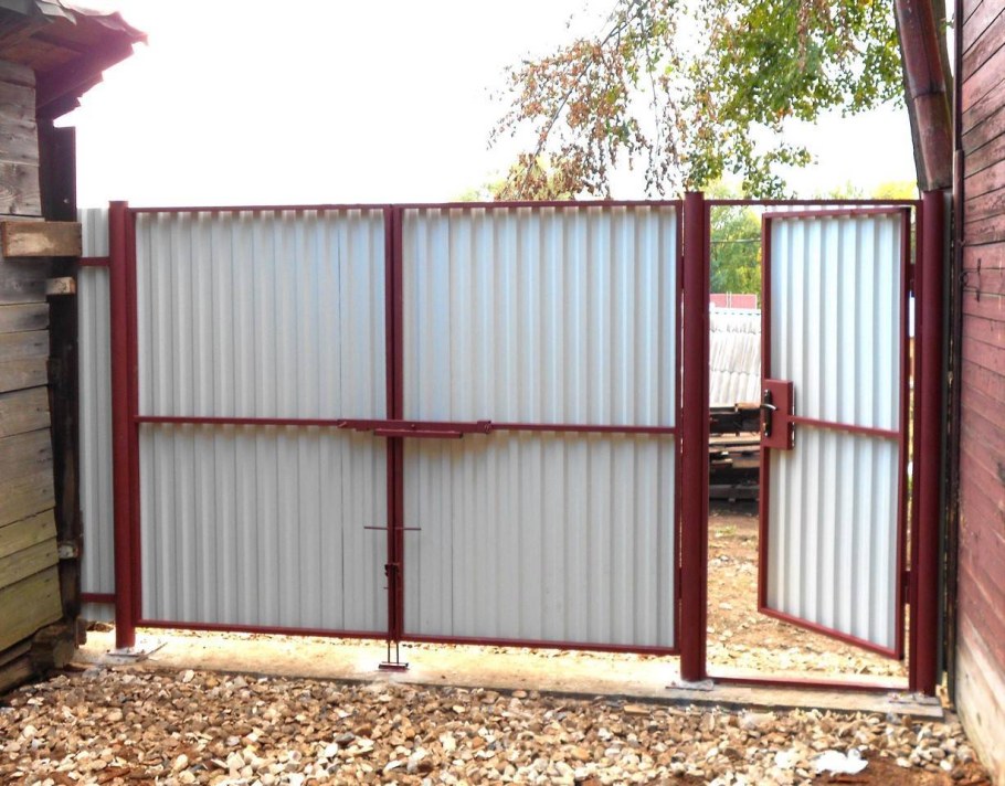 Ворота распашные 4 метра из профильной трубы и профлиста чертеж