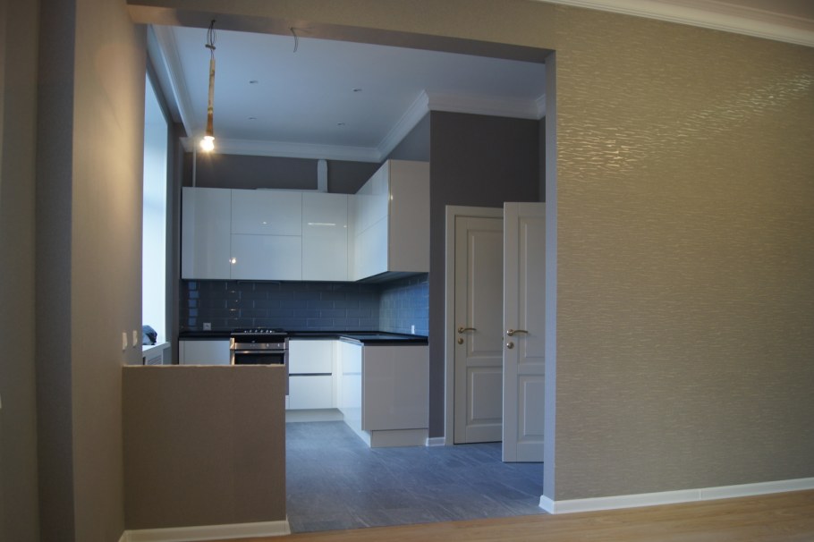 Простой ремонт комнаты