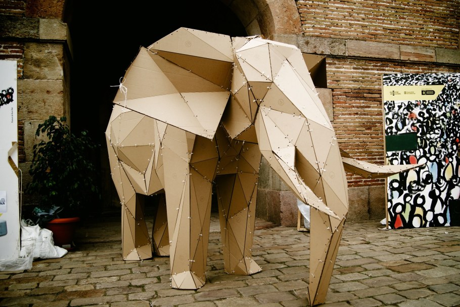 Арт объекты из картона