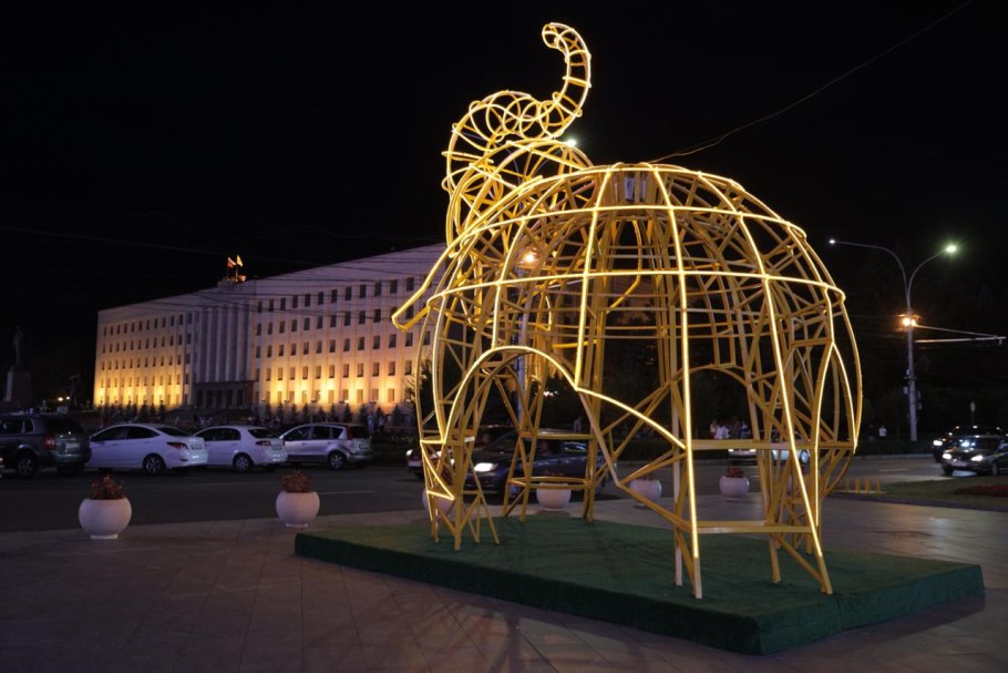 Южный слон Ставрополь арт объект