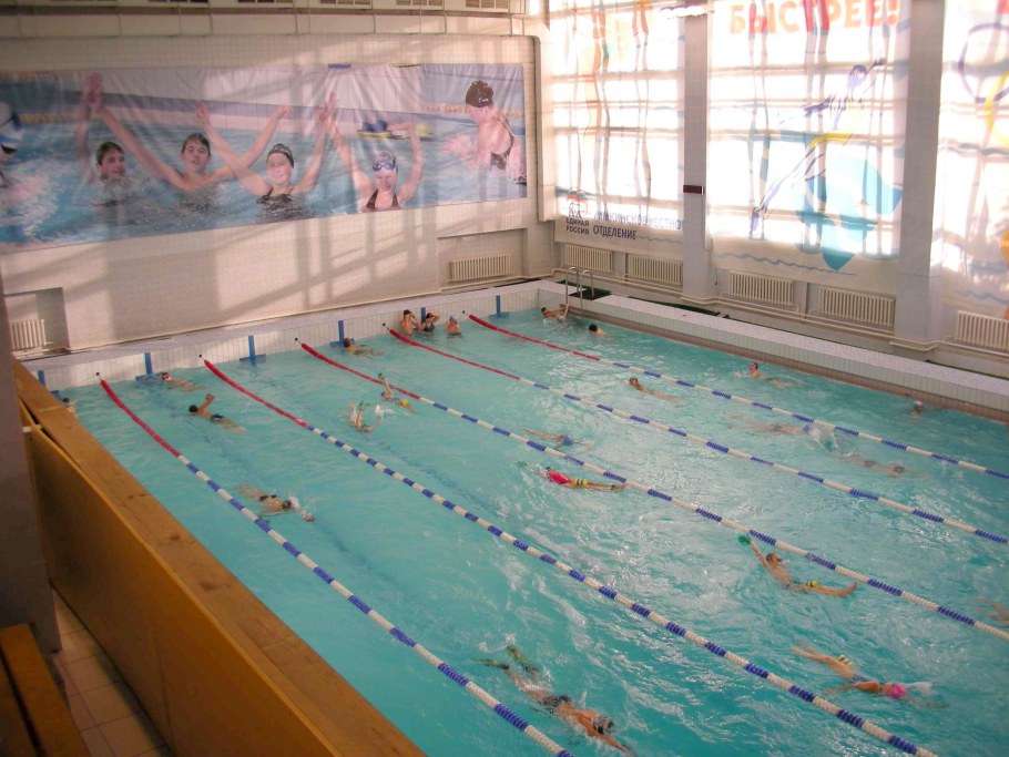 Ибрагимова 30 бассейн открытый