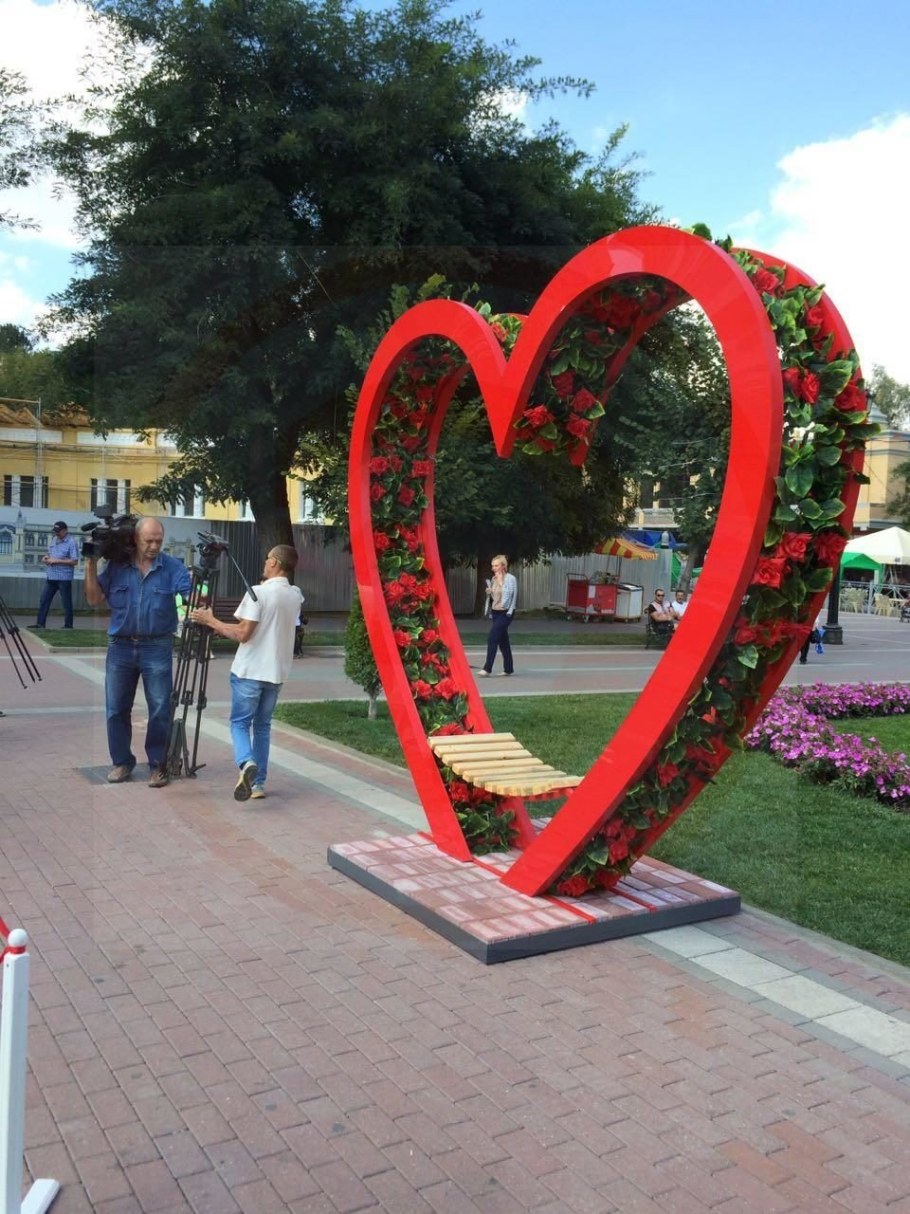 Сердце Уралмаша памятник