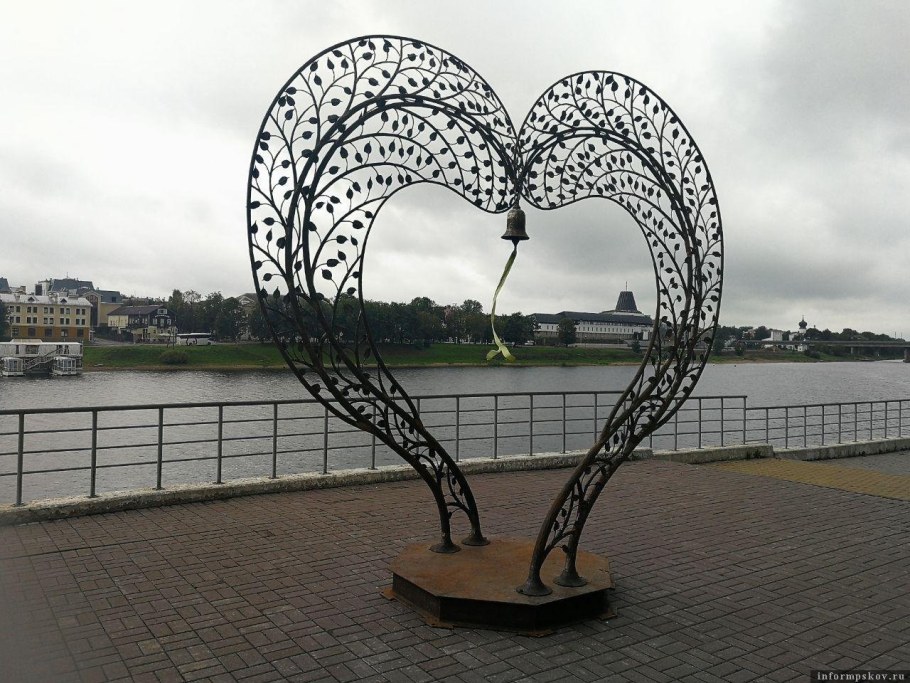 Тюмень арт объект сердце