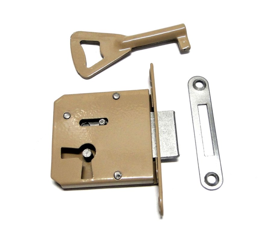 Замок мебельный врезной d15