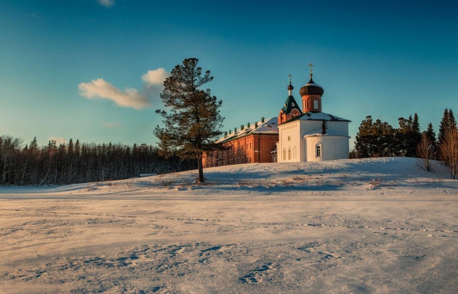 Монастырский скит