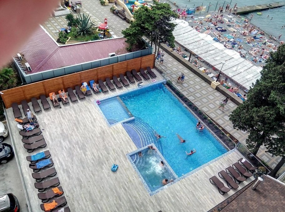 Отель Фламинго Адлер бассейн