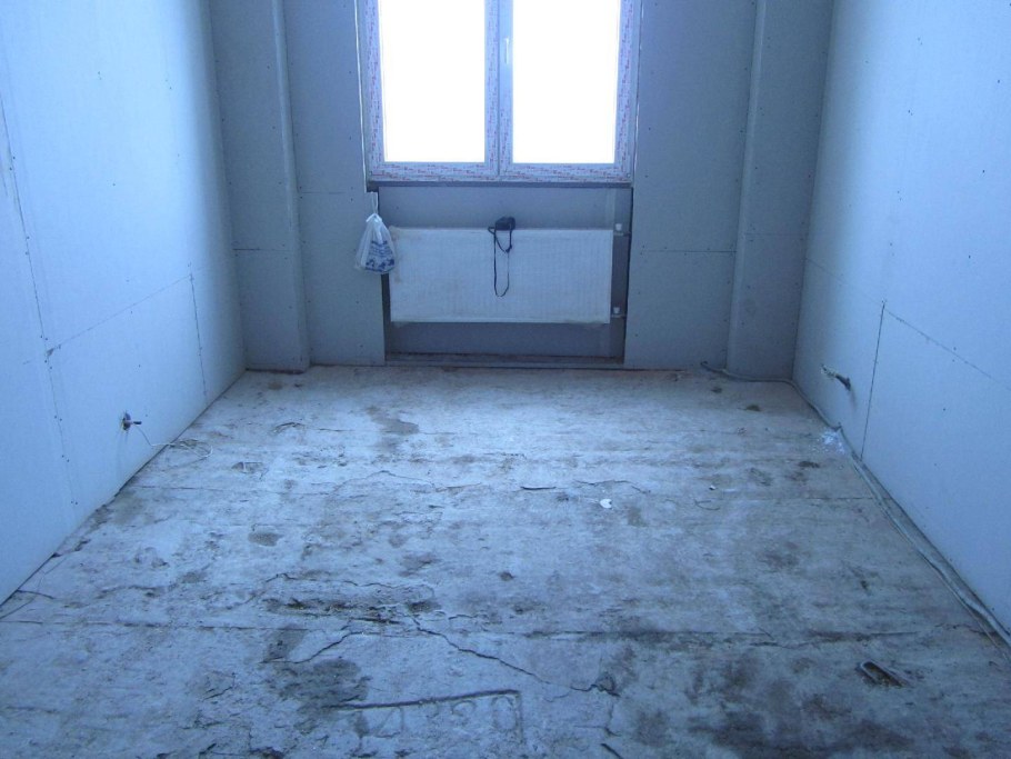 Стяжка пола в новостройке