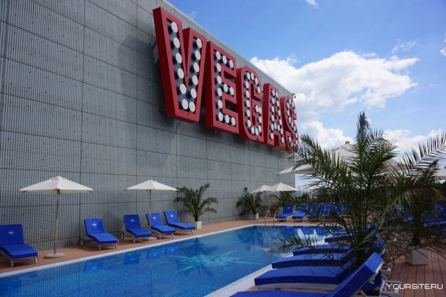 Бассейн Крокус Мякинино